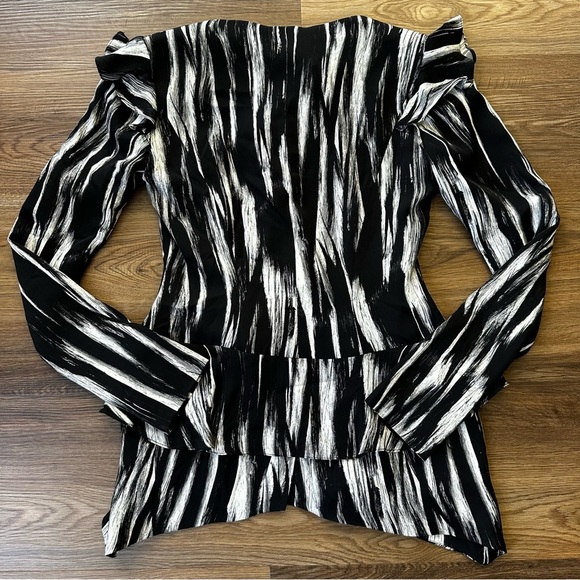 Joy Cioci Womens Jenelle Blazer 100% Silk Zipper Size 4 USA Ruffle Stripe Black - Picture 11 of 13